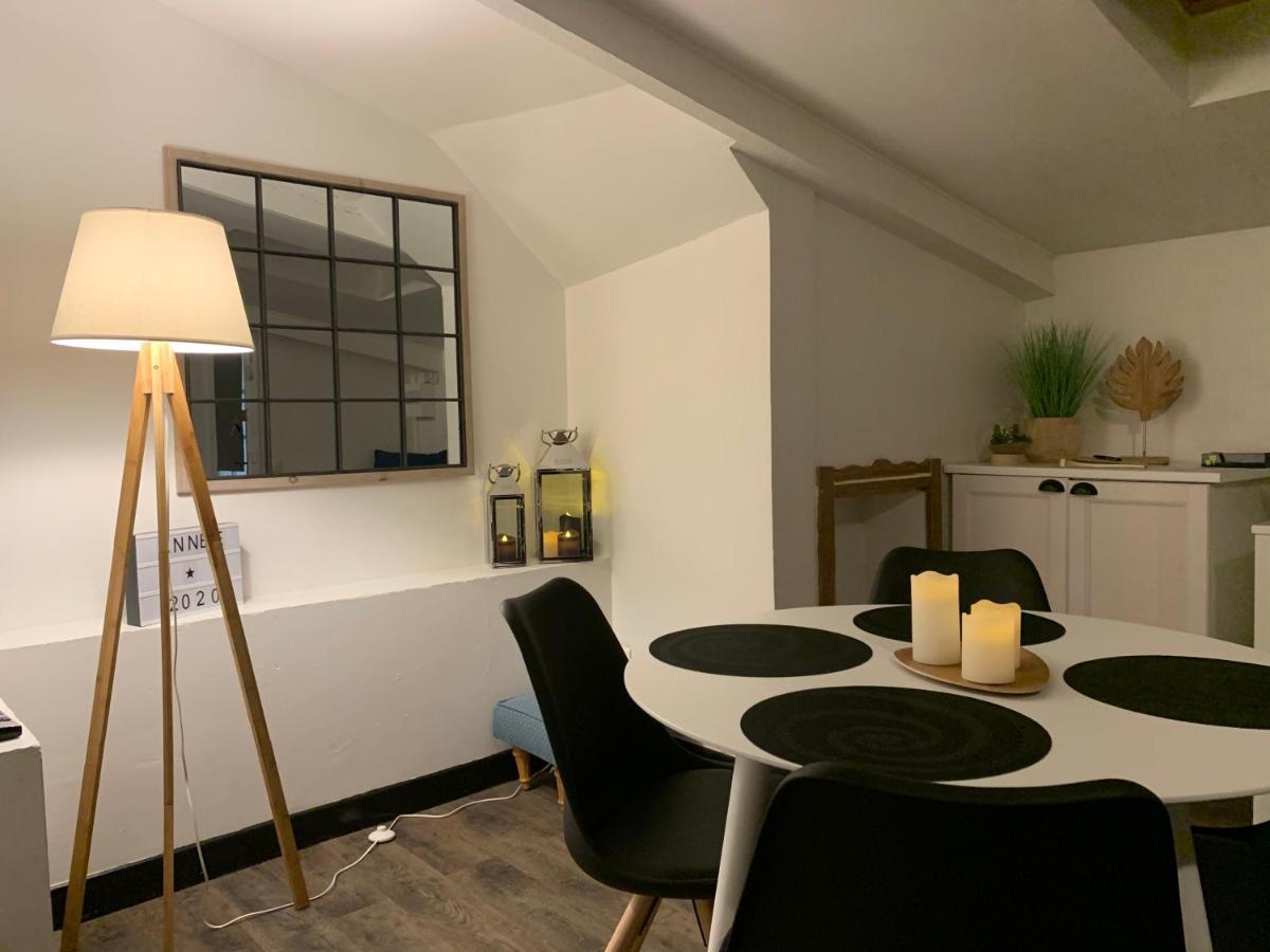 Le Petit Hameau De - 4 Pers Chic Et Charme Au Coeur De - Classe 3 Etoiles Apartment